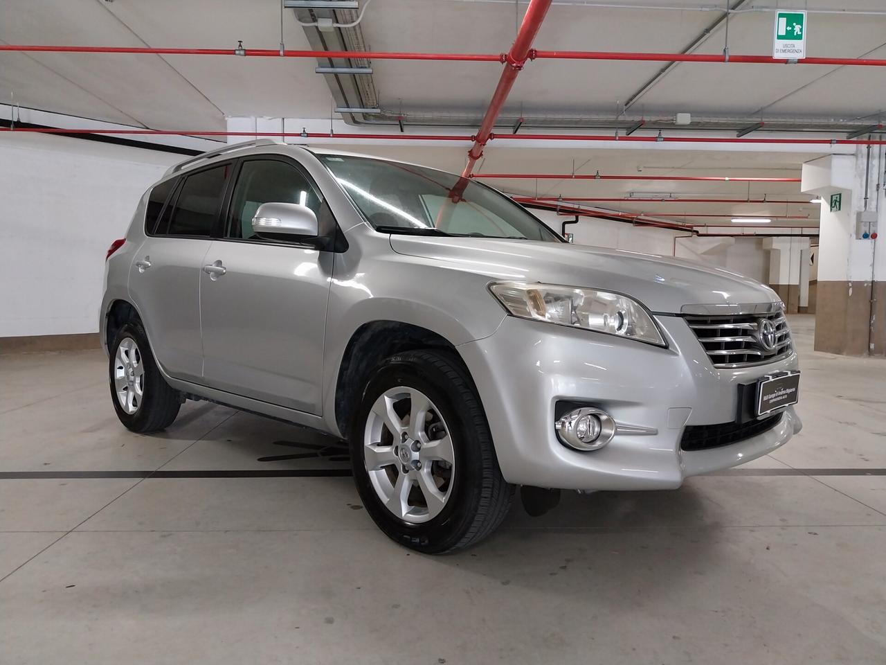 Toyota RAV 4 RAV4 2.2 D-4D 150 CV DPF Exclusive