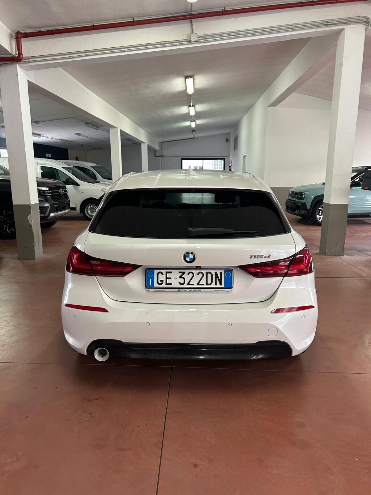 Bmw 116 116d 5p. Msport