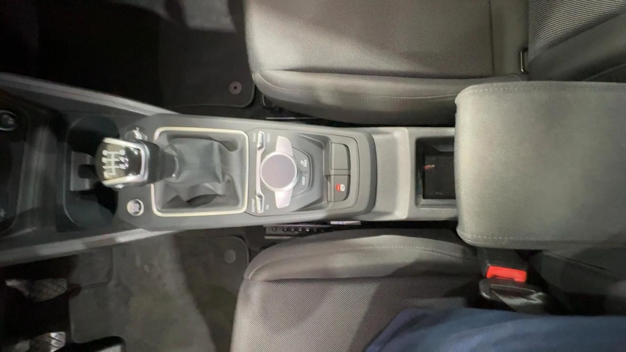 Audi Q2 30 TDI Admired