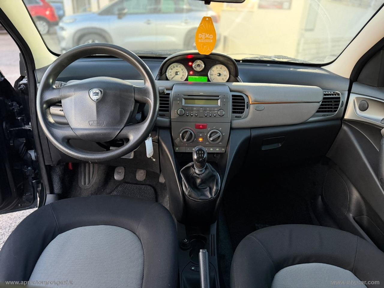 LANCIA Ypsilon 1.2 Argento