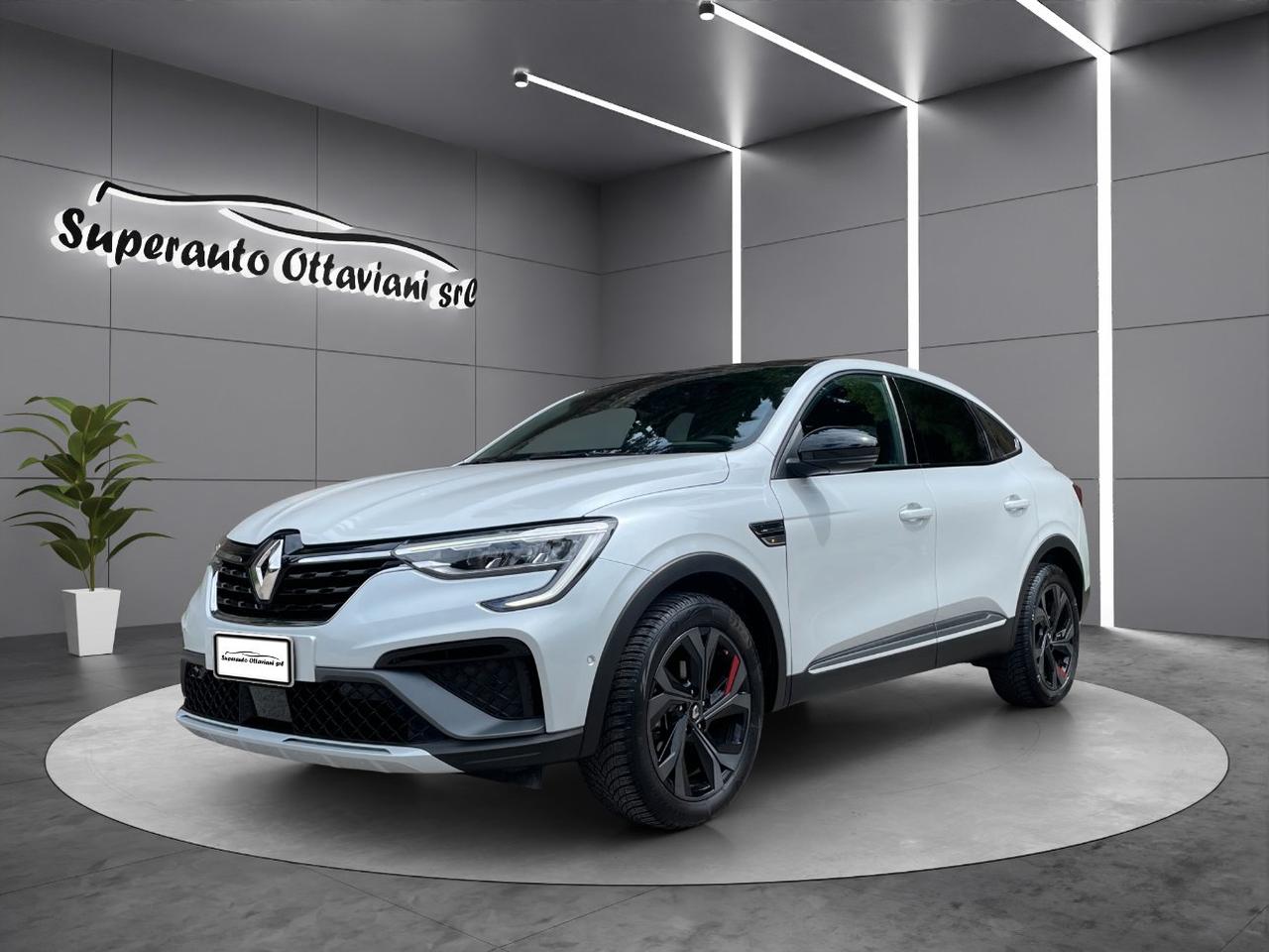 Renault Arkana 1.6 E-Tech full hybrid R.S. Line Fast Track 145cv