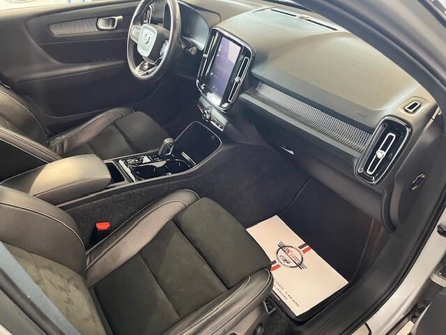 Volvo XC40 D4 AWD Geartronic R-design