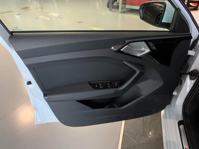 AUDI A1 SPB 30 TFSI S-Line Edition "Identity Black" NEOPAT