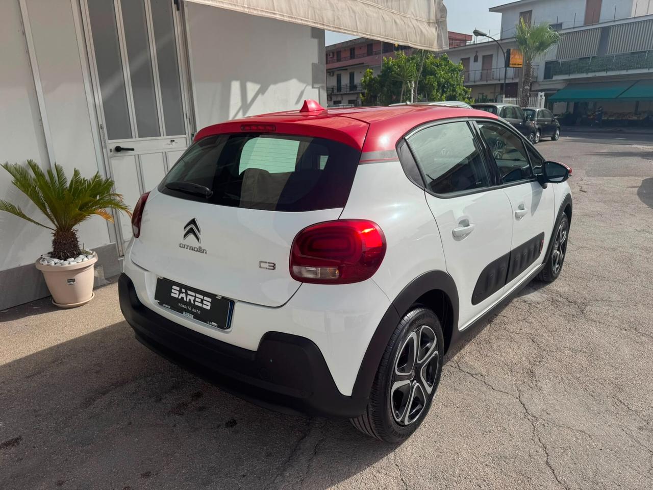 Citroen C3 PureTech 82 Shine 100 MILA KM