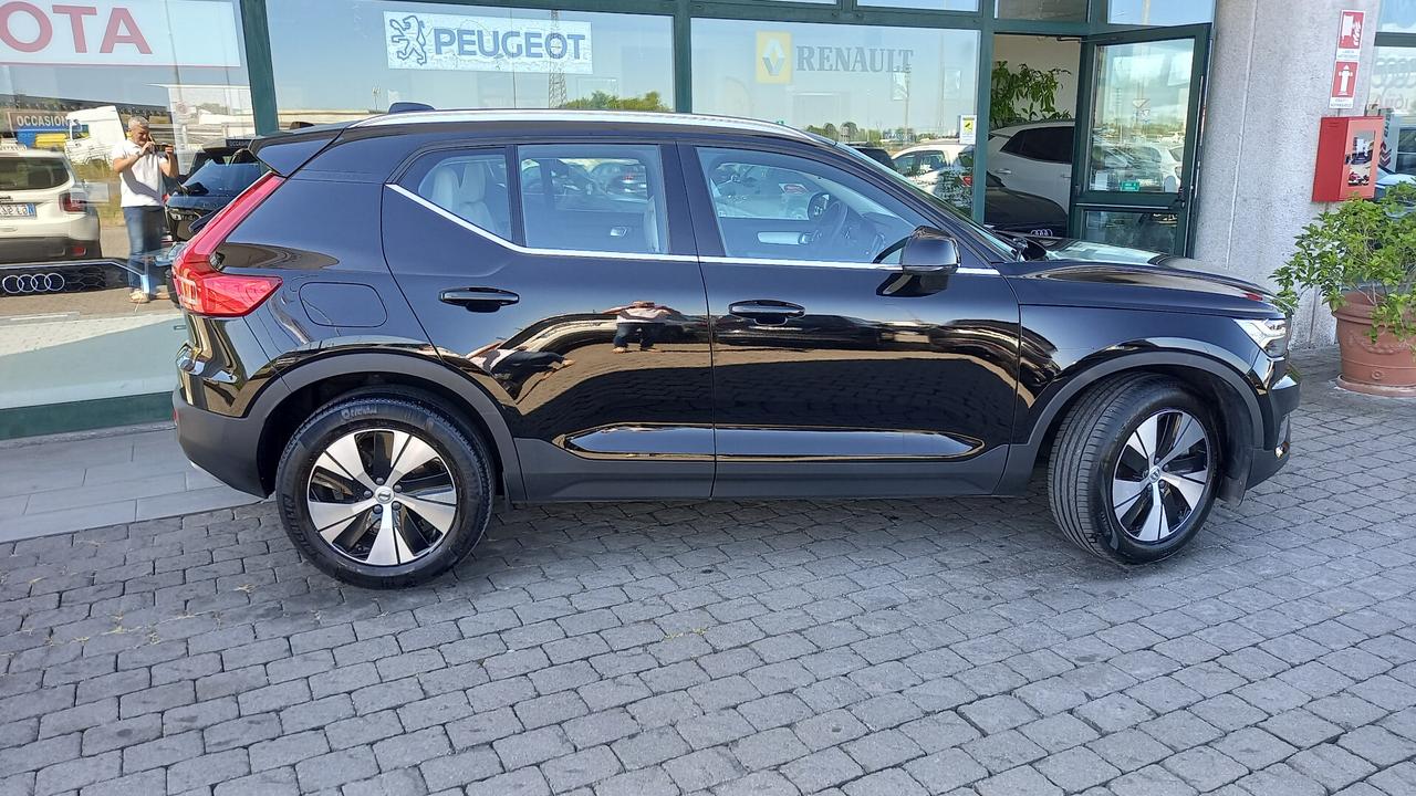 Volvo XC40 T5 Recharge Plug-in Hybrid Inscription Expression auto