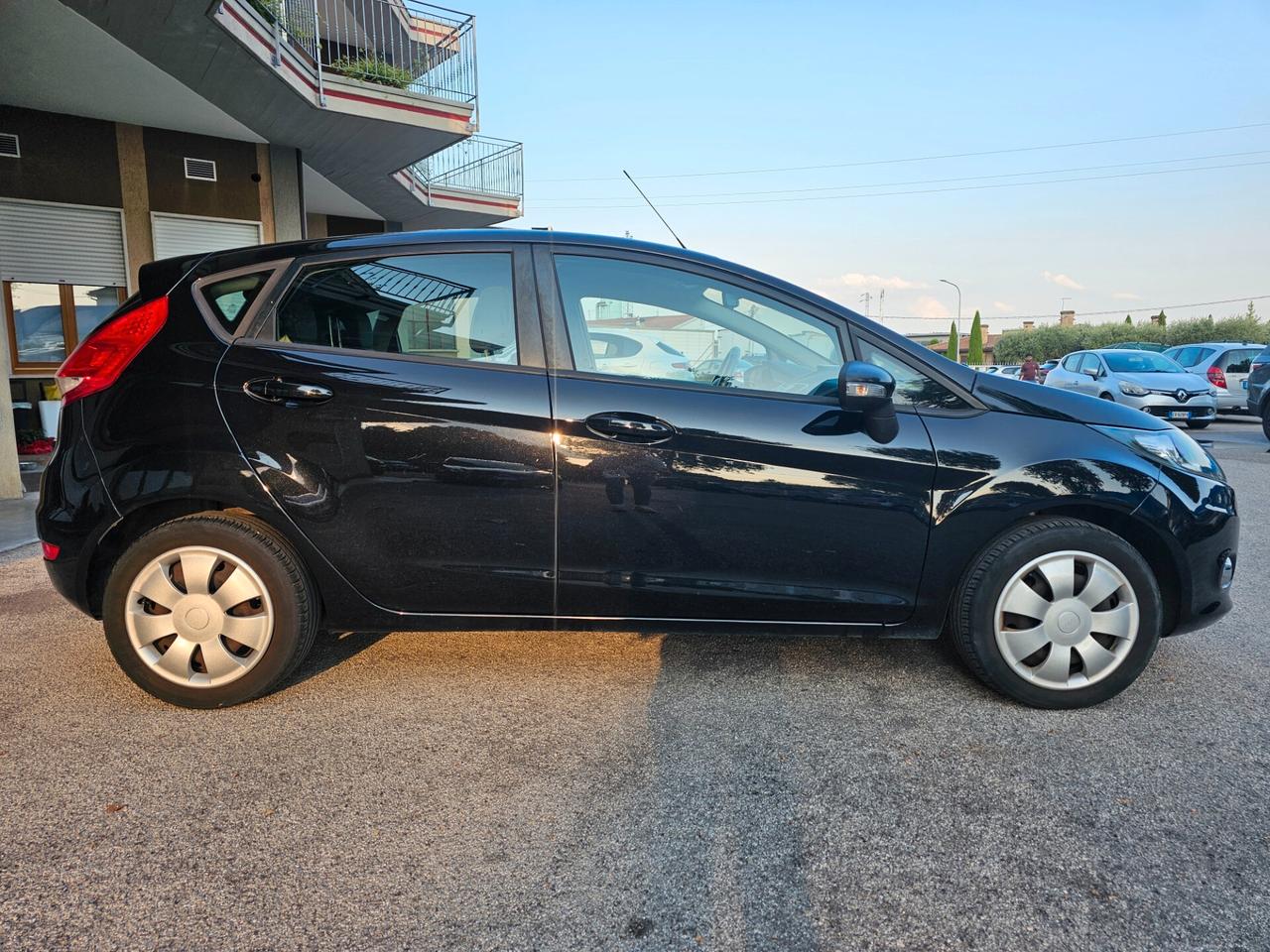 Ford Fiesta 1.2 82 CV 5 porte - Neopatentati