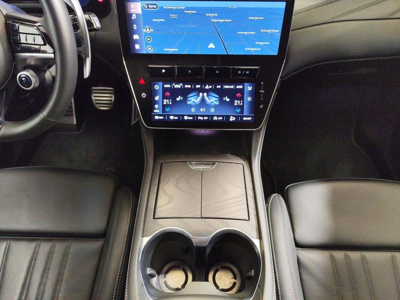 Maserati Grecale mhev Modena 330cv