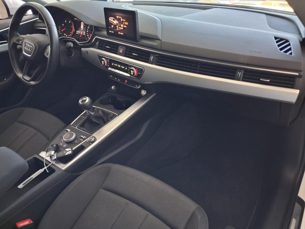 Audi A4 Avant 2.0 TDI 122 CV Business