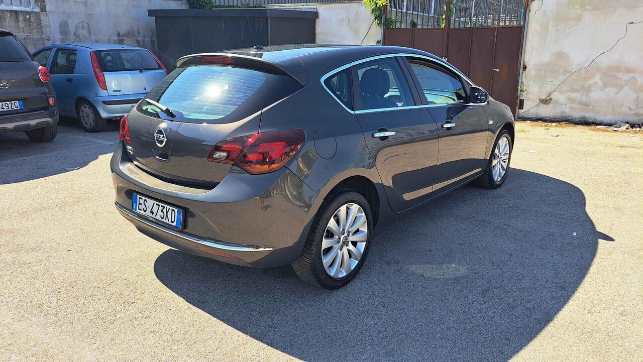 Opel Astra 1.4 Benzina 120CV Cosmo