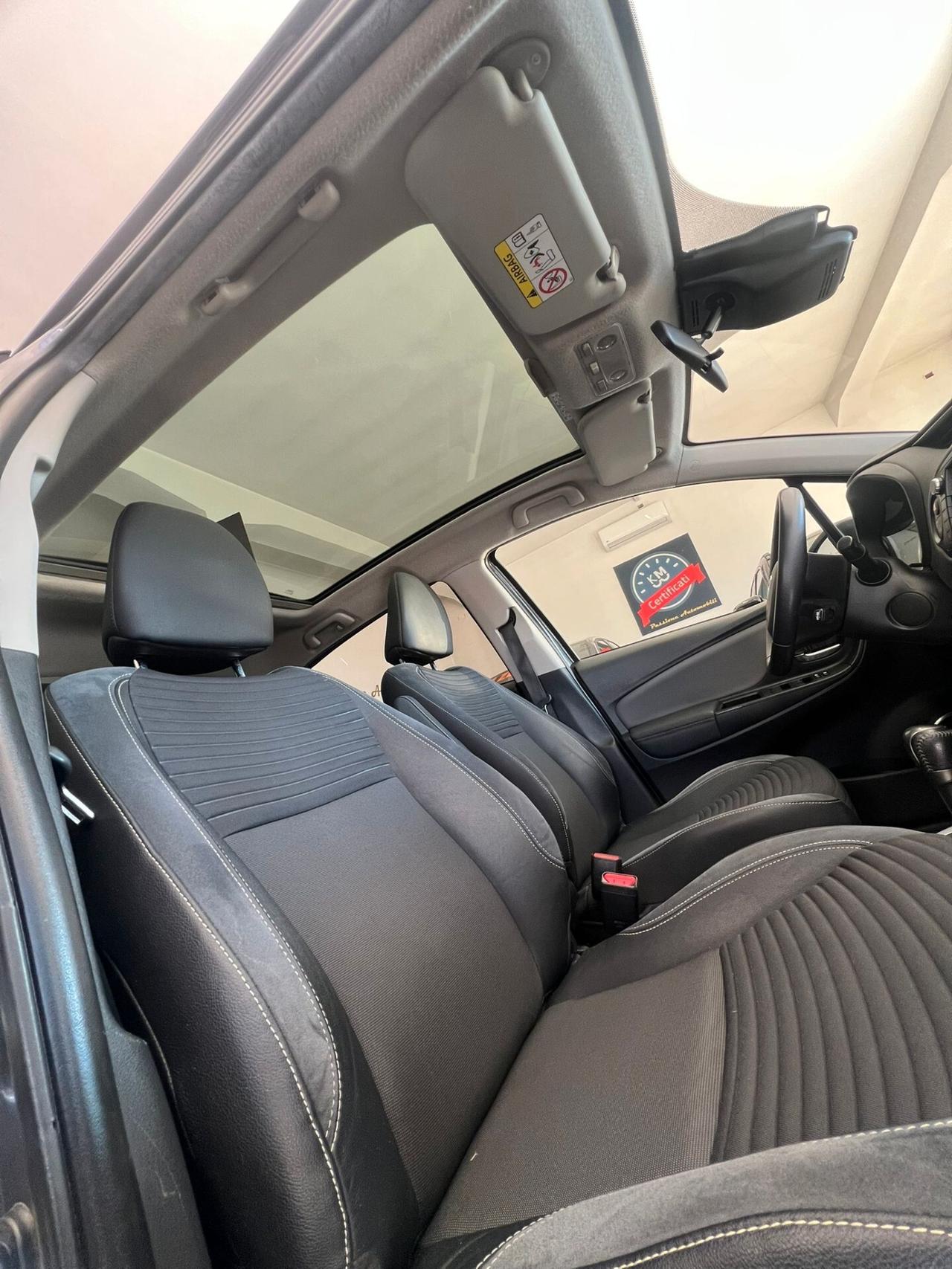 Toyota Yaris 1.5 Hybrid 5 porte Style