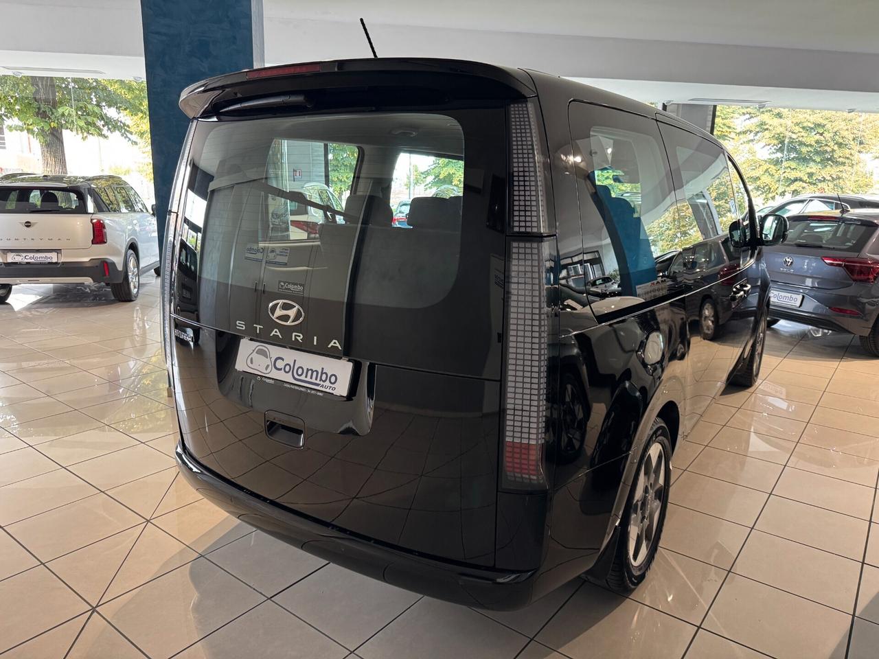 Hyundai STARIA 2.2 Wagon 2wd auto Led App conn 9p 18" (+Iva)