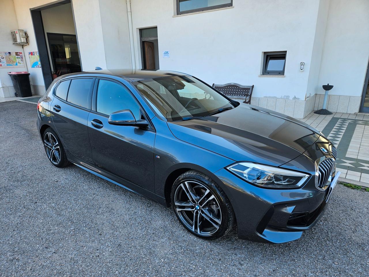 Bmw 118 118d 5p. Msport