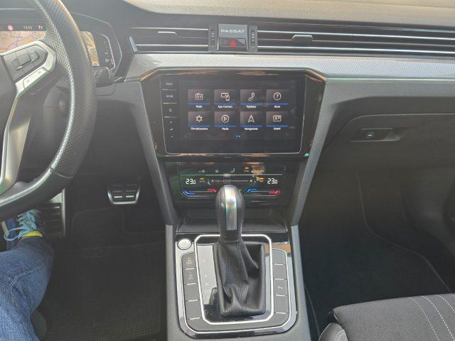 VOLKSWAGEN Passat Alltrack 2.0 TDI 200 CV 4MOTION DSG 18" Keyless DCC Camera+