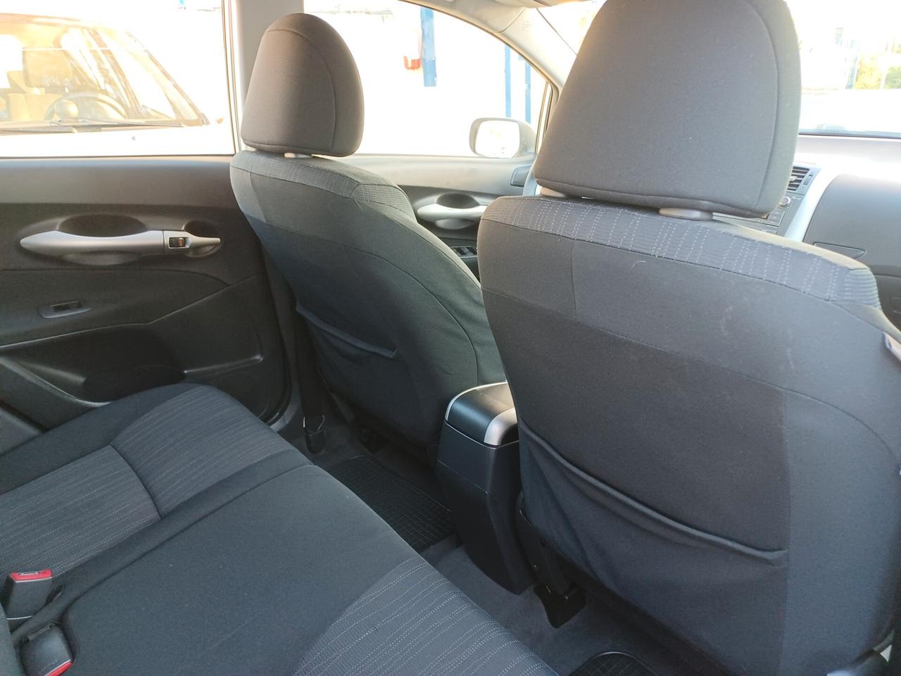 Toyota Auris 1.4 D-4D 5 porte Sol PERFETTA