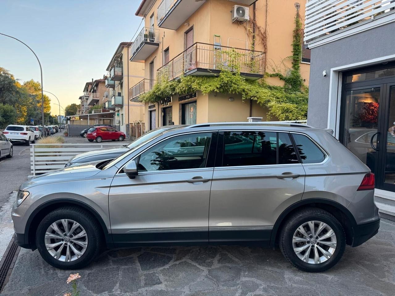 VW TIGUAN 2.0 TDI SCR DSG ADVANCED BLUEM TECHNOLOGY