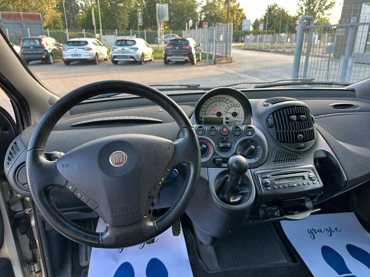 FIAT - Multipla - 1.6 16V Natural Power Dynamic NEOPATENTATI