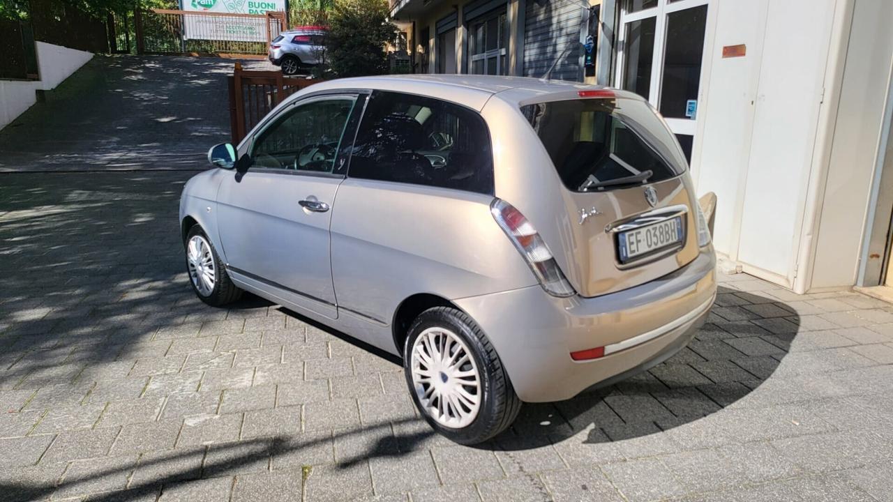 Lancia Ypsilon 1.2
