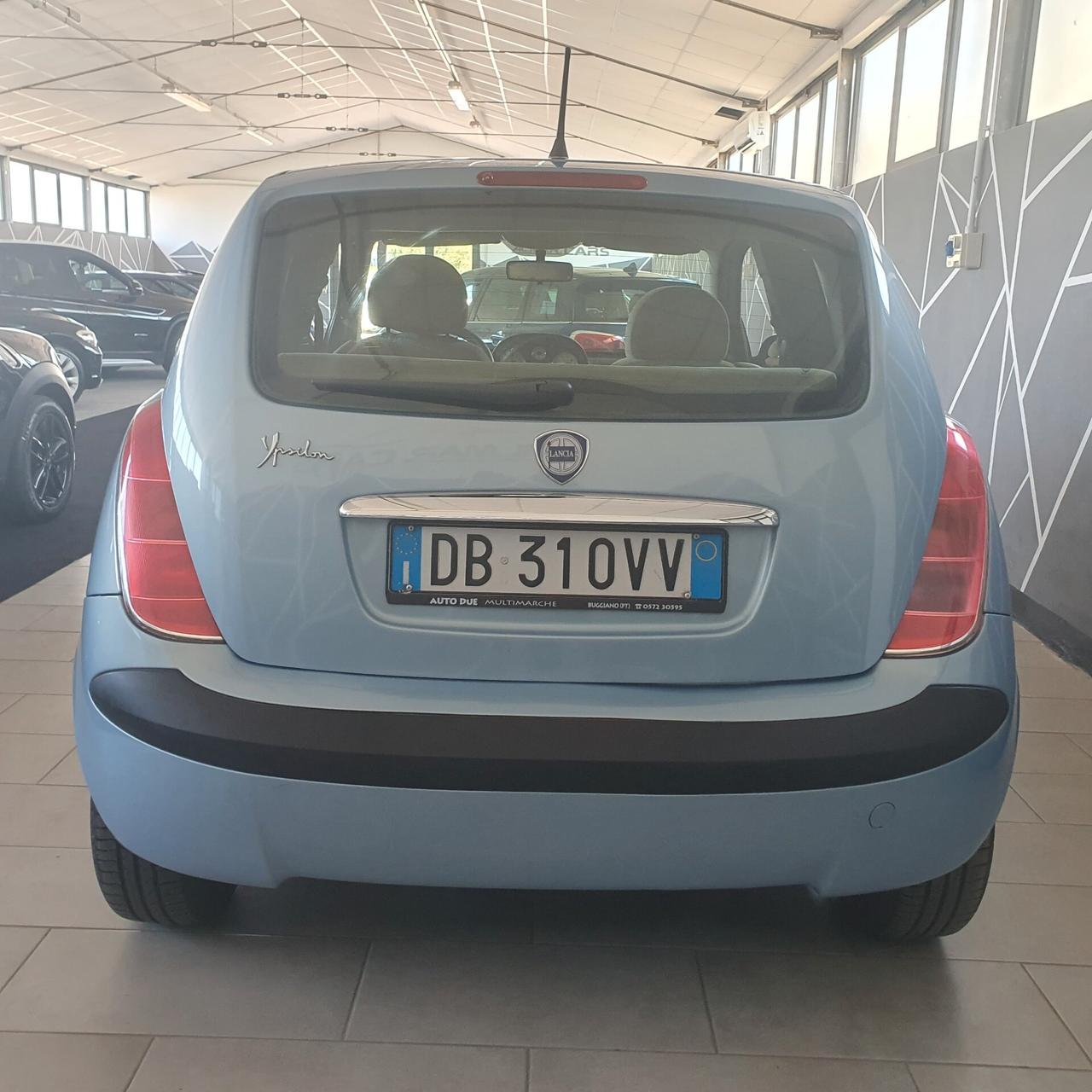 Lancia Ypsilon 1.2 NEOPATENTATI