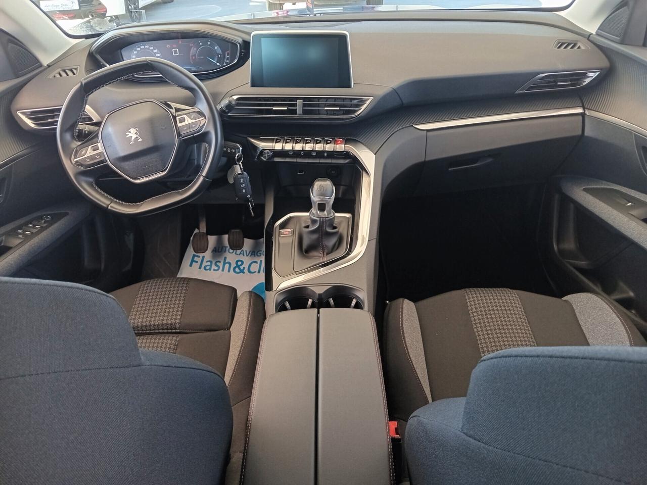 PEUGEOT 3008 DISEL 1.5 C.V 131 NORD ITALIA QUALS PROVA