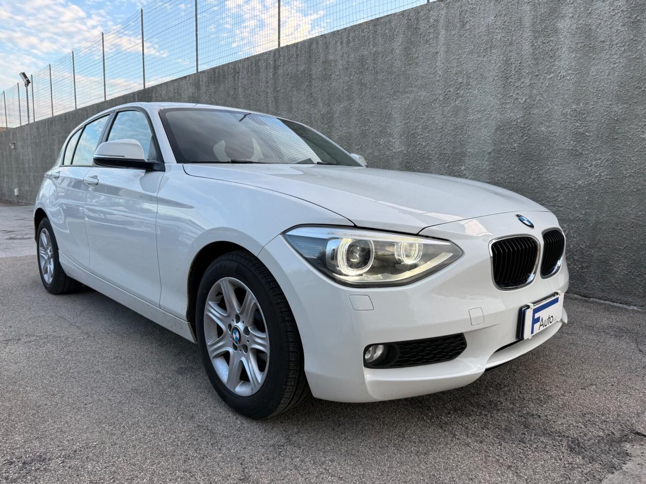 Bmw 118d 5p. Sport,Climatronic bizona,Xeno+Led,cerchi in lega,sensori di parcheggio,ecc.