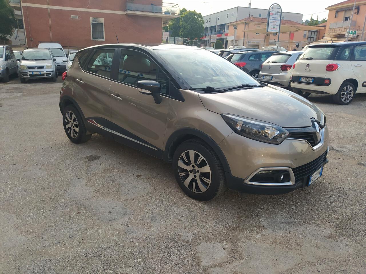Renault Captur dCi 8V 90 CV Start&Stop Energy Iconic Neopatentati