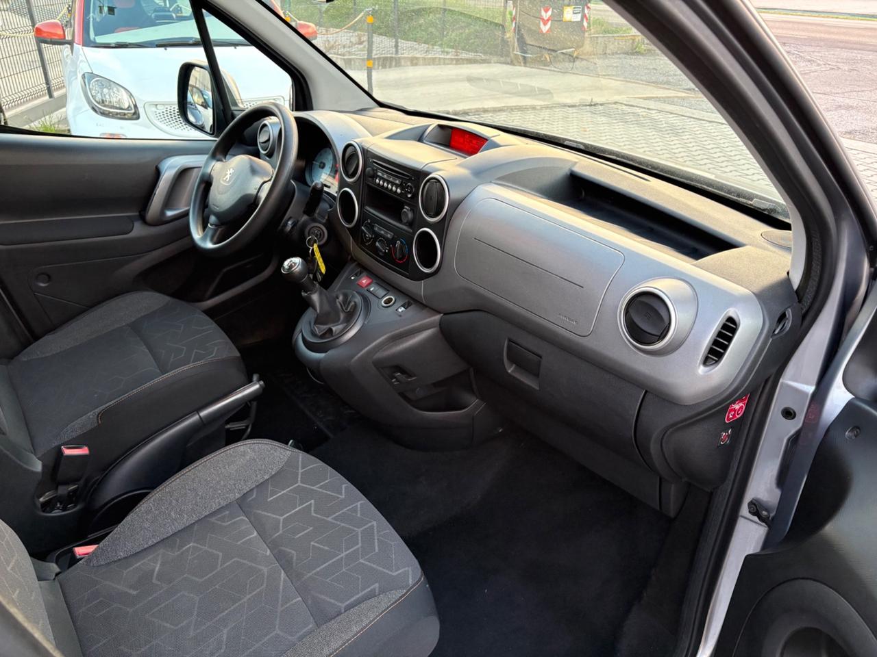 Peugeot Partner Tepee BlueHDi 120 S&S Active