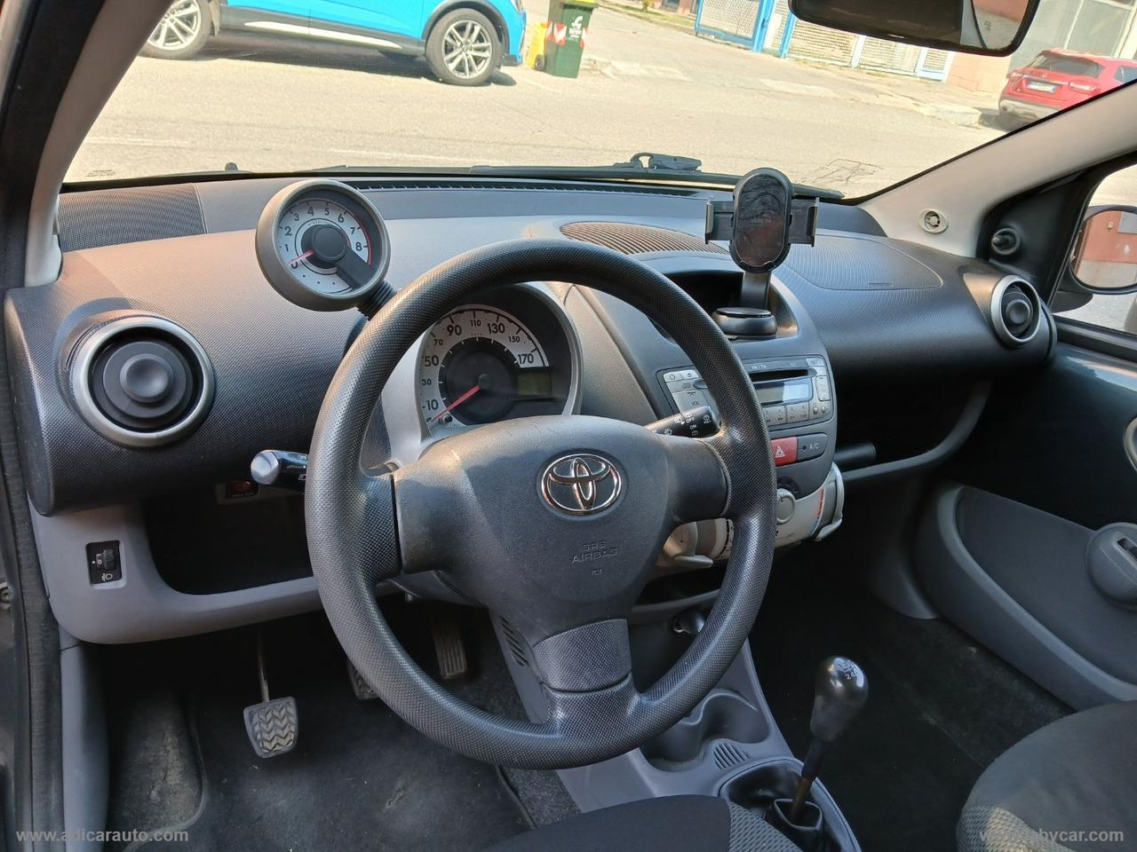 TOYOTA Aygo 1.0 VVT-i 3p.