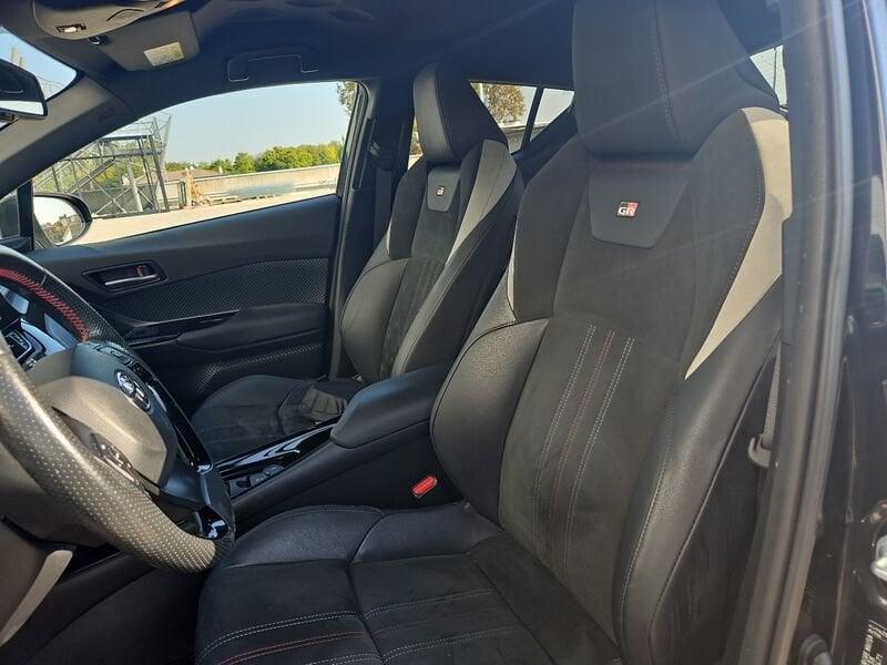 Toyota C-HR C-HR 2.0 Hybrid E-CVT GR Sport Black Edition