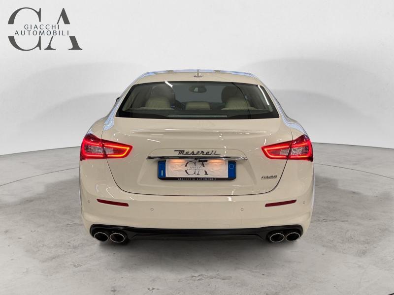 Maserati Ghibli 3.0 V6 250cv auto