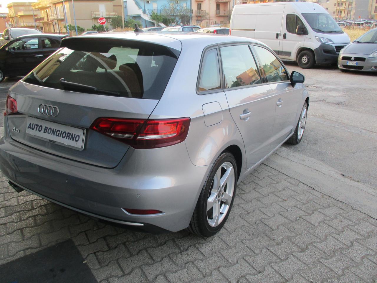 AUDI A3 SPORTBACK 35 2.0 tdi Sport 150cv