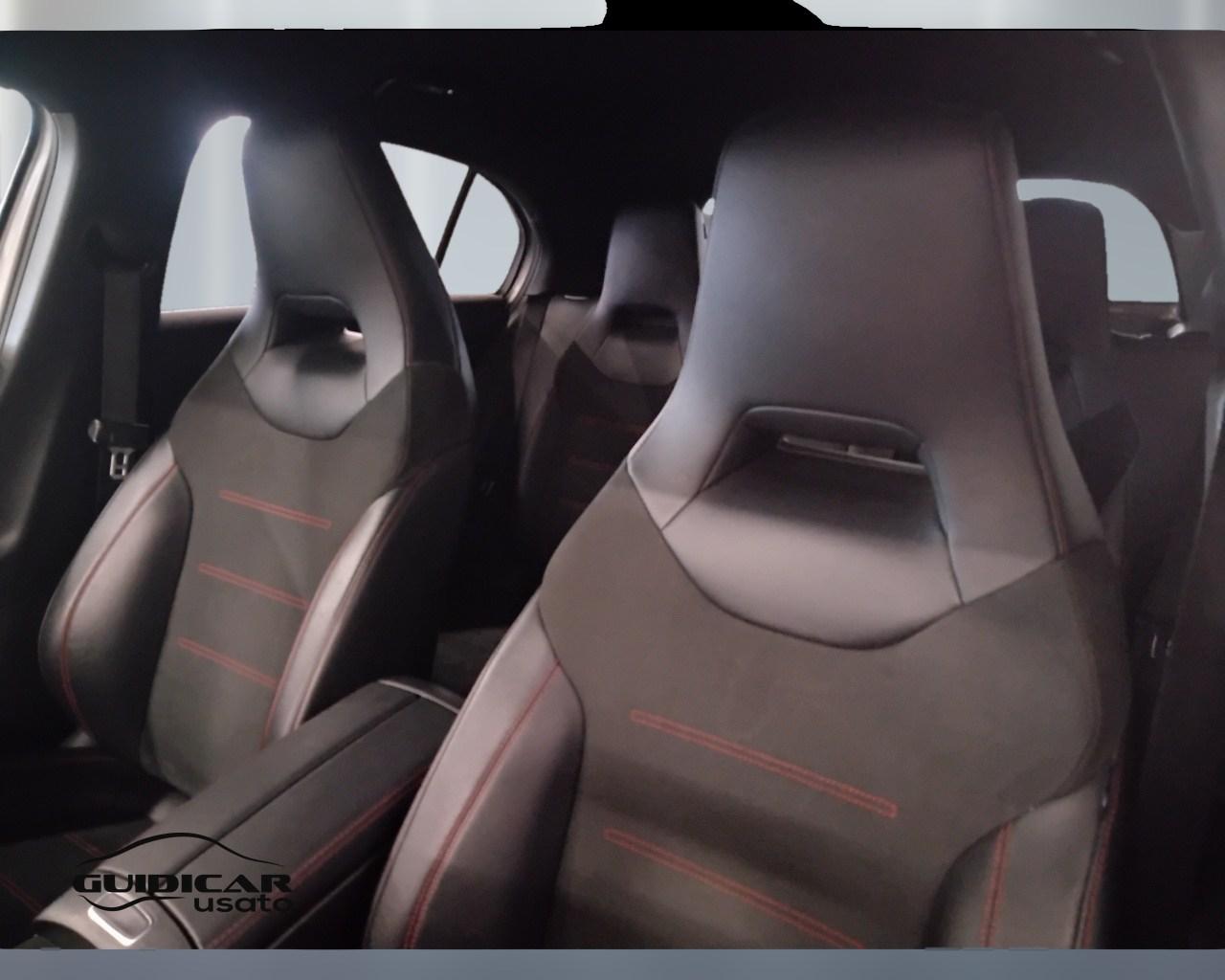 Mercedes-Benz Classe A - W177 2018 - A 180 d Premium auto