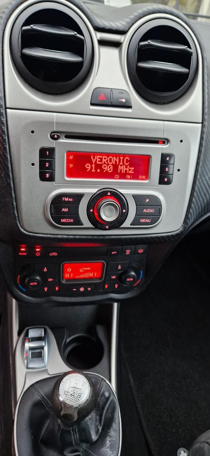 Alfa Romeo MiTo 1.3 JTDm-2 95 CV S&S Distinctive