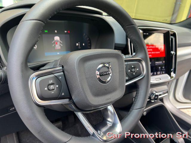 VOLVO XC40 B3 automatico Core Plus