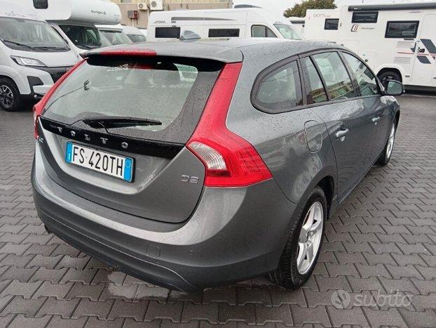 VOLVO V60 (2010-2018) V60 D2 Geartronic Kinetic