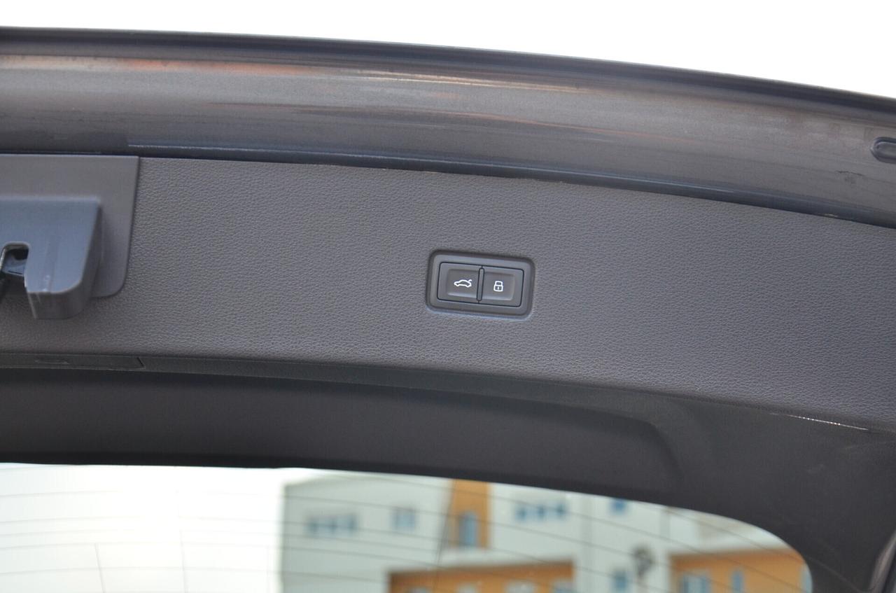 Audi Q8 50 TDI 286 CV quattro tiptronic Sport