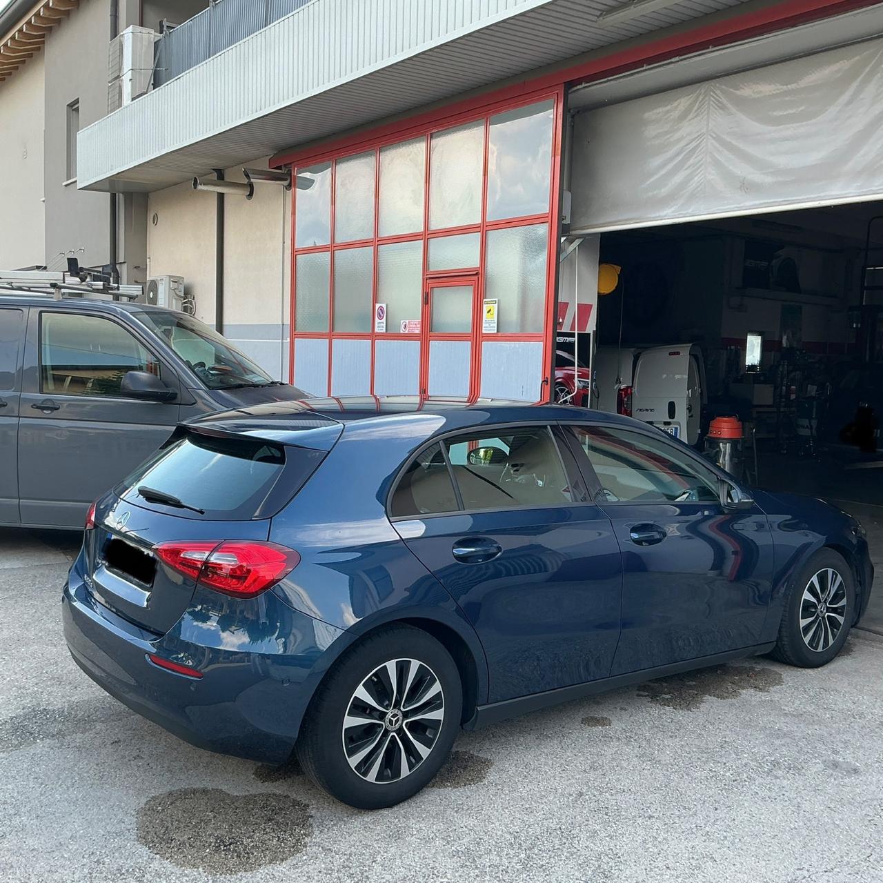 Mercedes-benz A 180 d Business