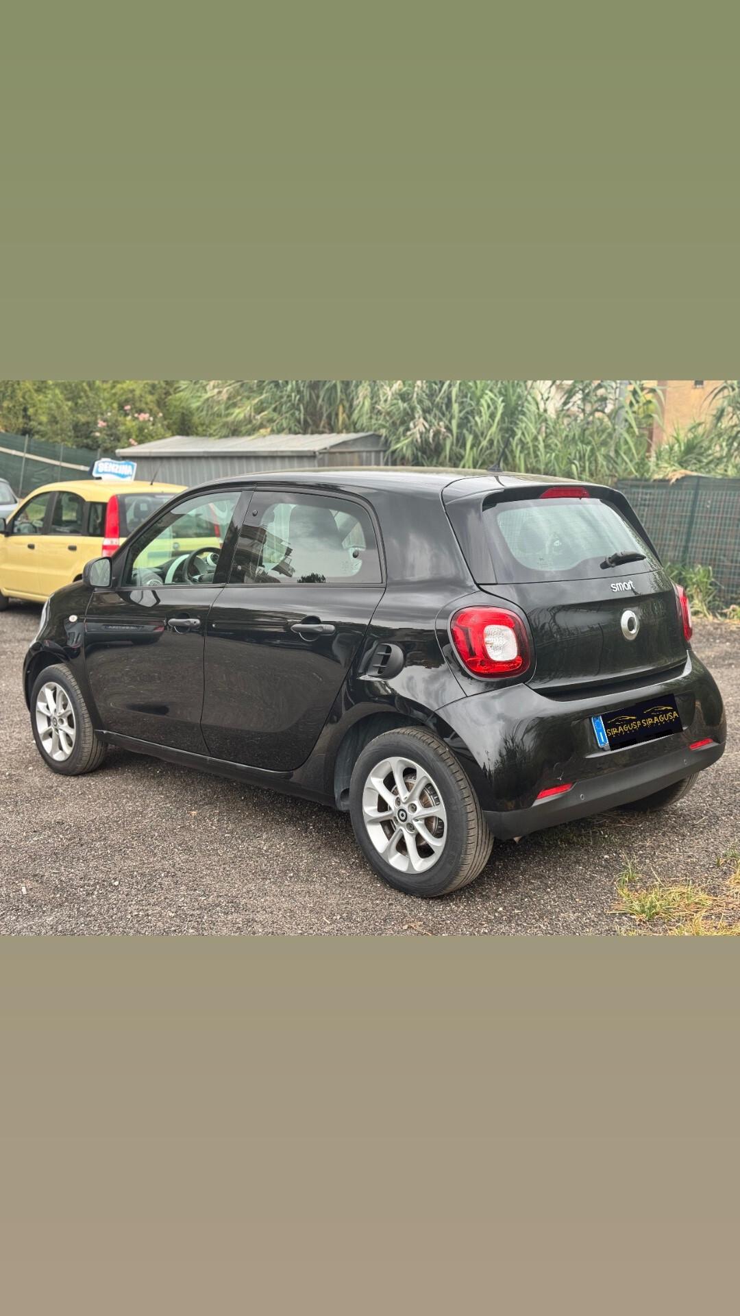 Smart ForFour 70 1.0 Youngster