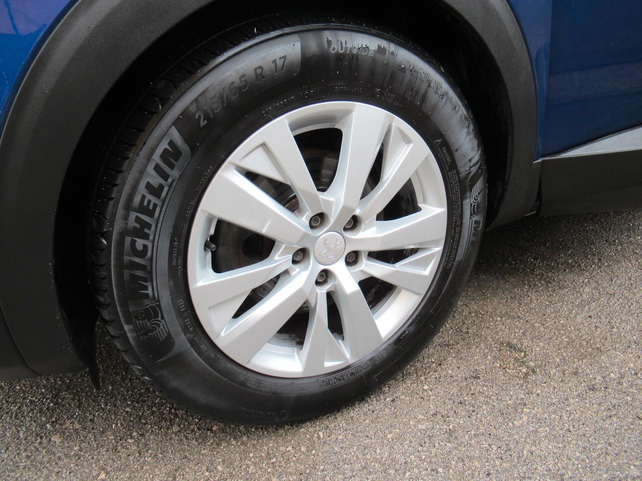 Peugeot 3008 BlueHDi 130 S&S Business