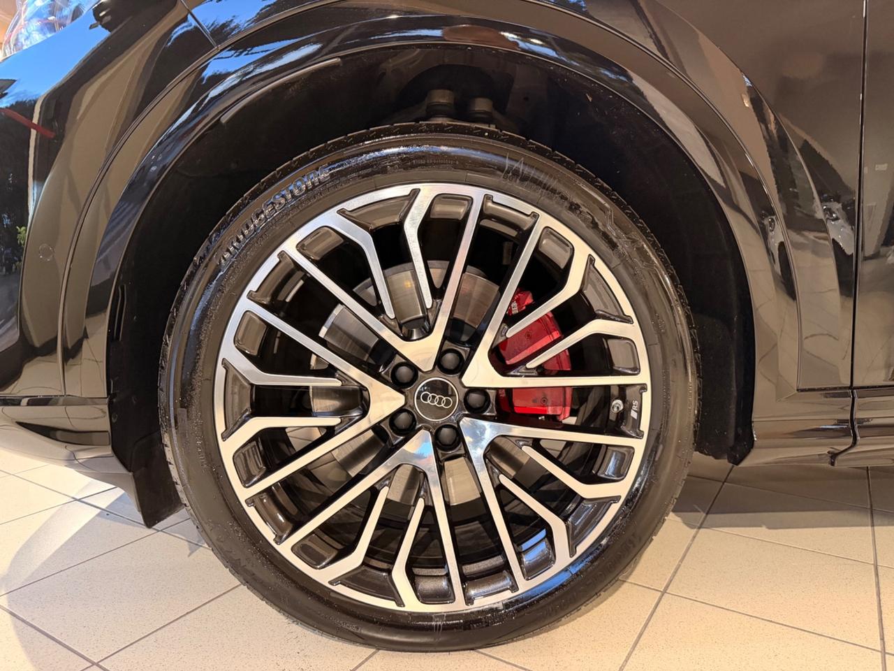 Audi Q5 SPB S line edition Total Black 2026