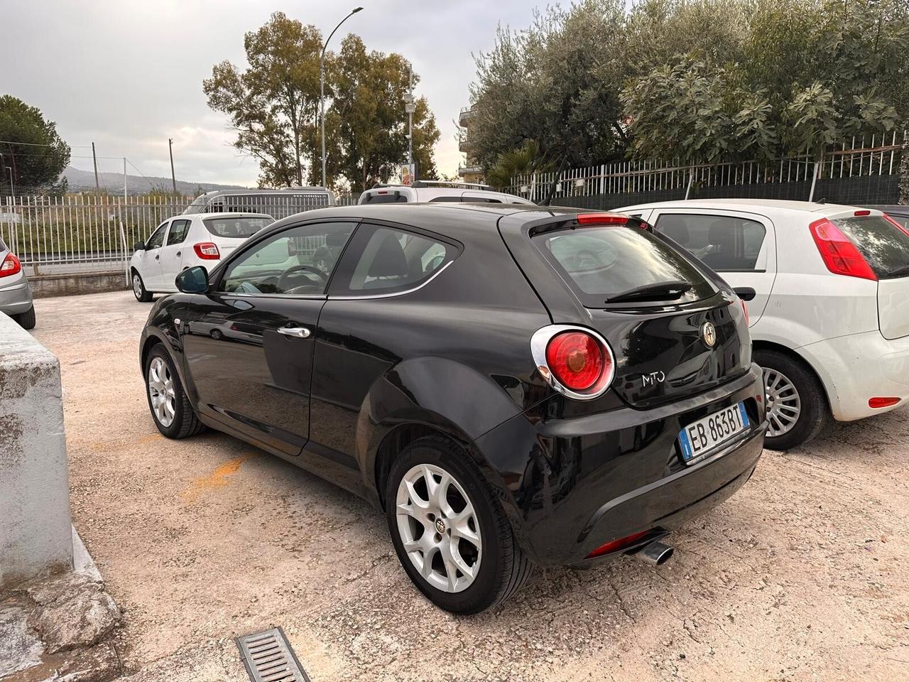 Alfa Romeo MiTo 1.3 JTDm-2 95 CV S&S Distinctive Sport Pack