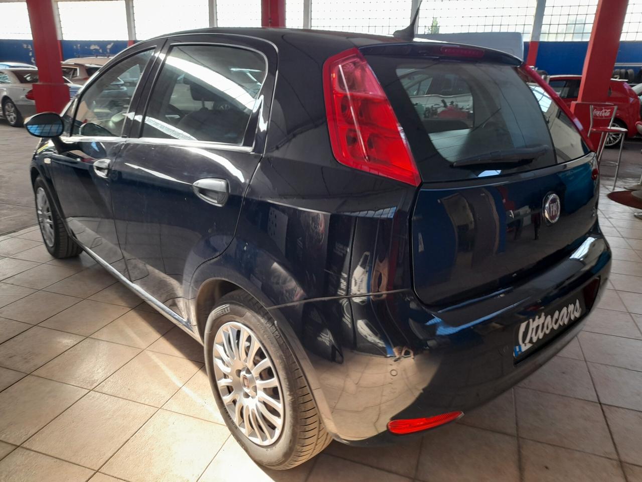 Fiat Punto 1.3 MJT II S&S 95 CV 5 porte Street