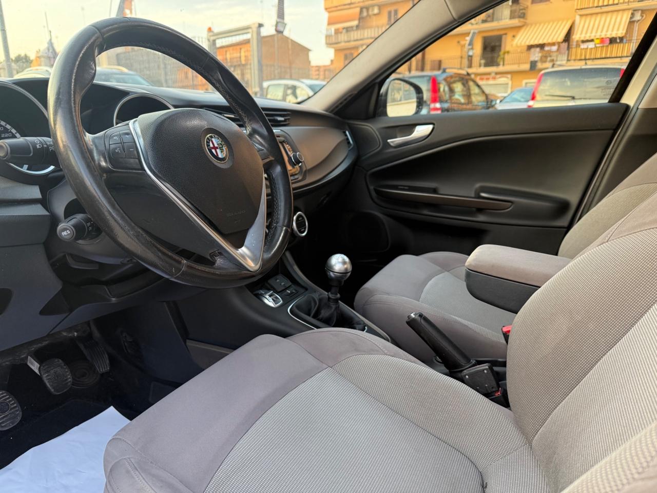 Alfa Romeo Giulietta 1.6 JTDm-2 105 CV Distinctive 2014