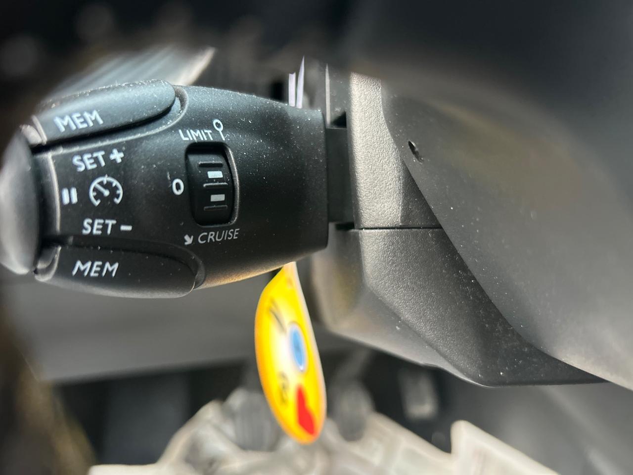 Peugeot 208 BlueHDi 100 Stop&Start 5 porte Allure