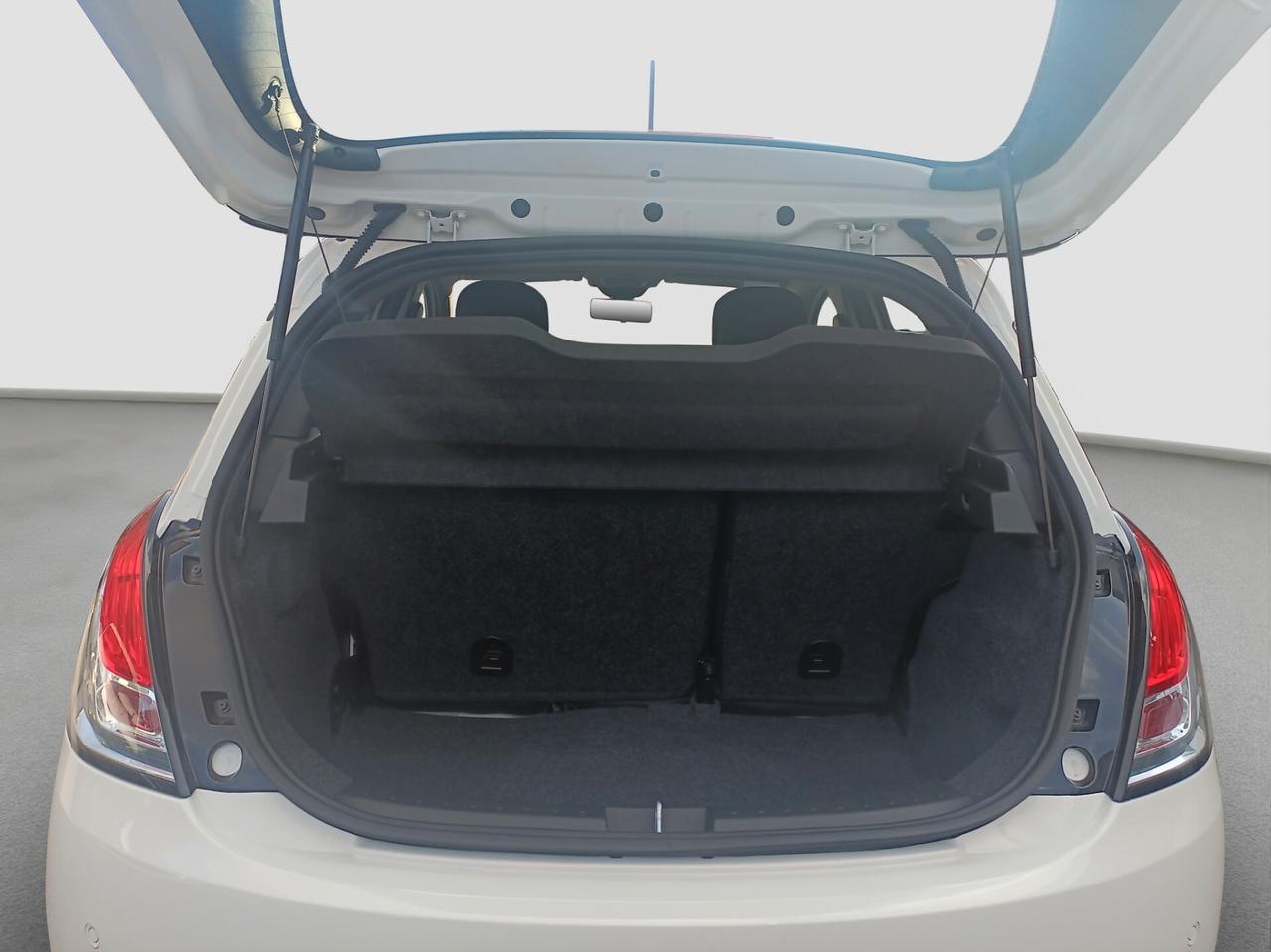 Lancia Ypsilon 1.0 FireFly 5 porte S&S Hybrid Gold