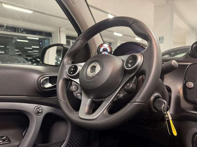 smart fortwo fortwo EQ cabrio Passion