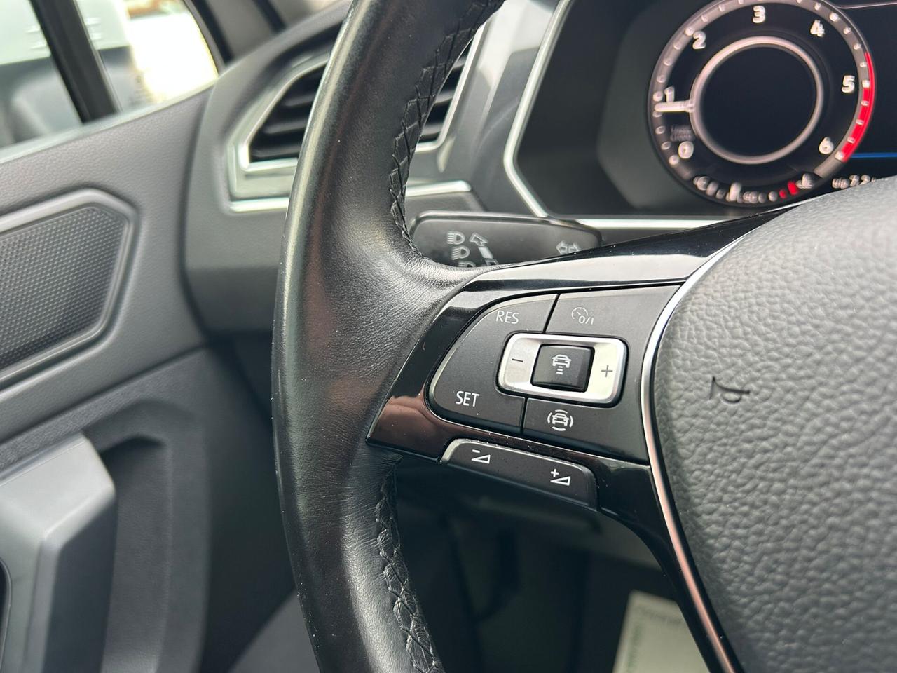 VW Tiguan 2.0 TDI 150 Cv R-LINE COCKPIT-2019