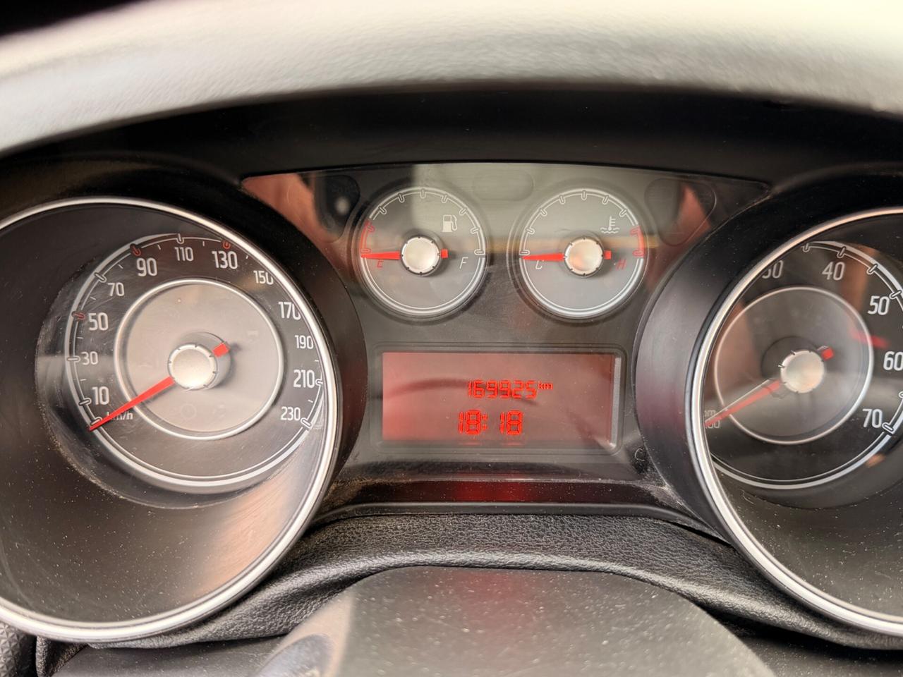 Fiat Punto 1.4GPL NEOPATENTATI euro6 2016 €3000