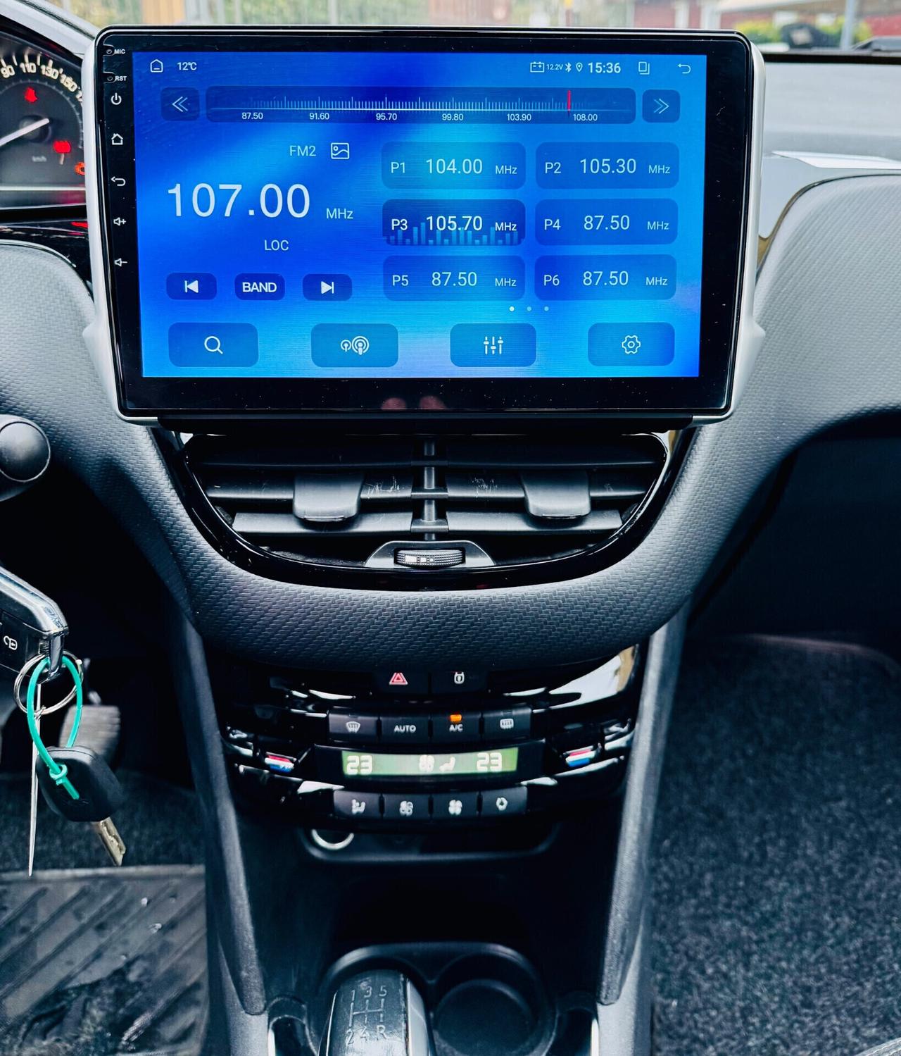 Peugeot 208 BlueHDi 75 5 porte Neopatentati