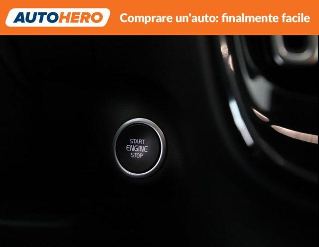 VOLVO XC40 T5 Recharge Plug-in Hybrid Inscription Expression
