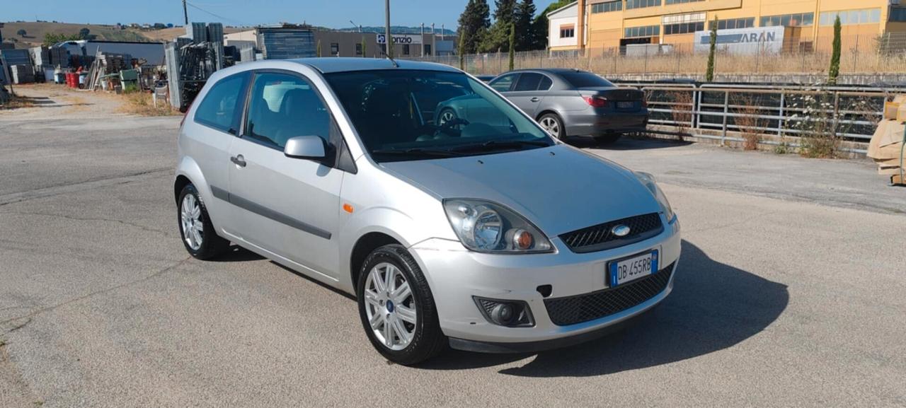 Ford Fiesta 1.4 TDCi 3p. Titanium